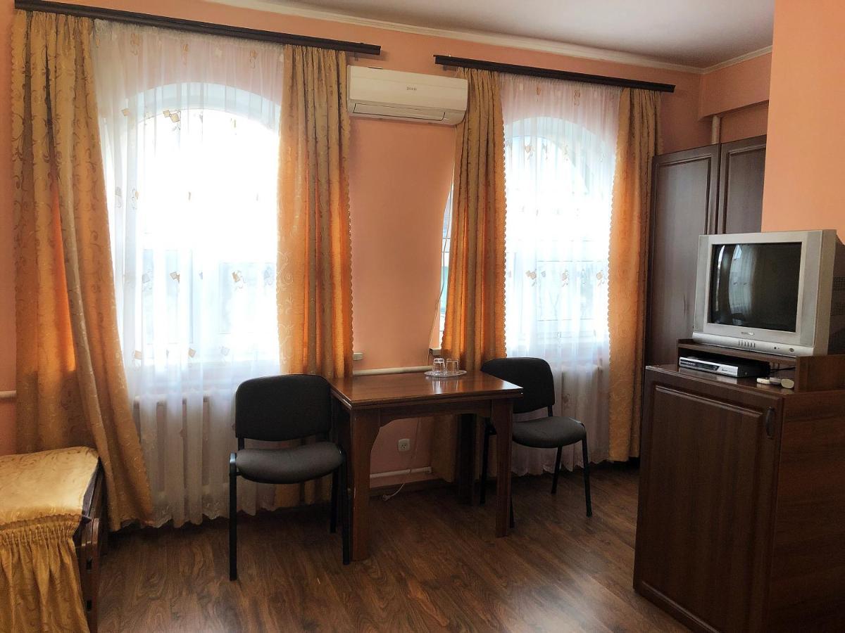 Comfort Hotel Chervonograd ภายนอก รูปภาพ
