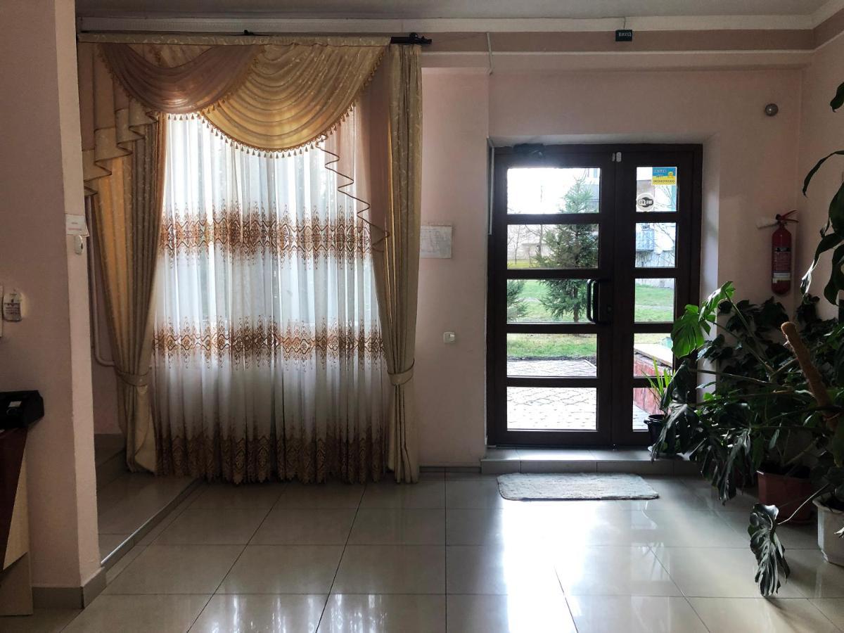 Comfort Hotel Chervonograd ภายนอก รูปภาพ